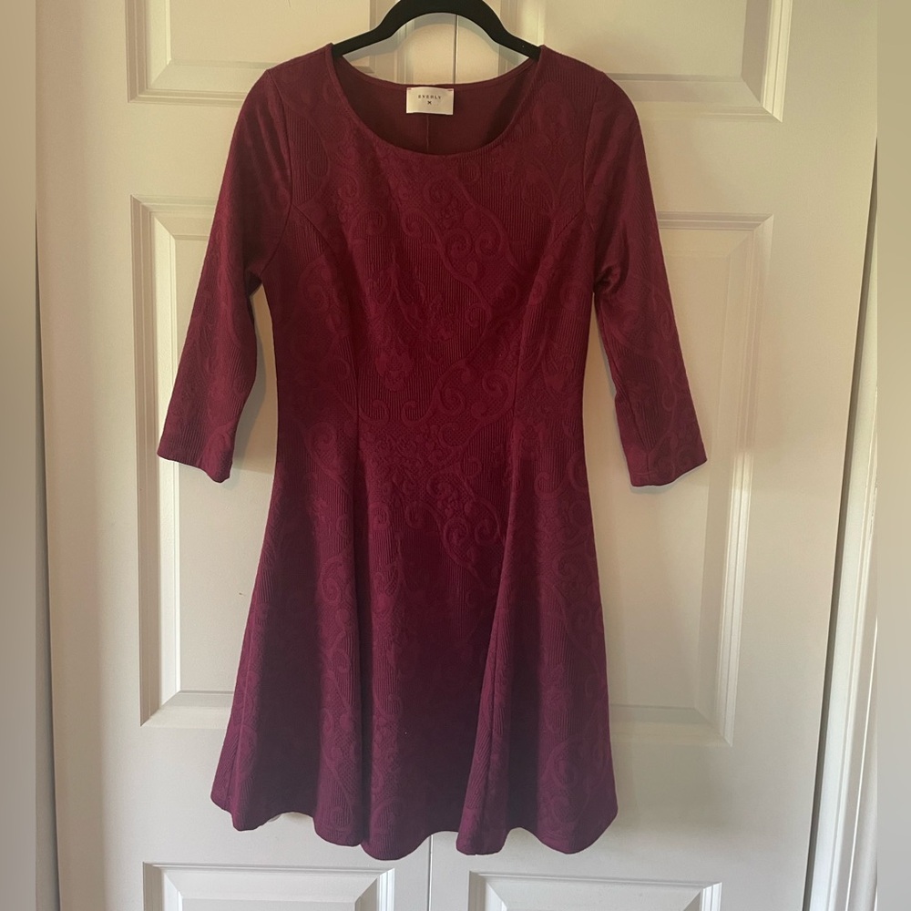 Red dress 3/4 sleeve